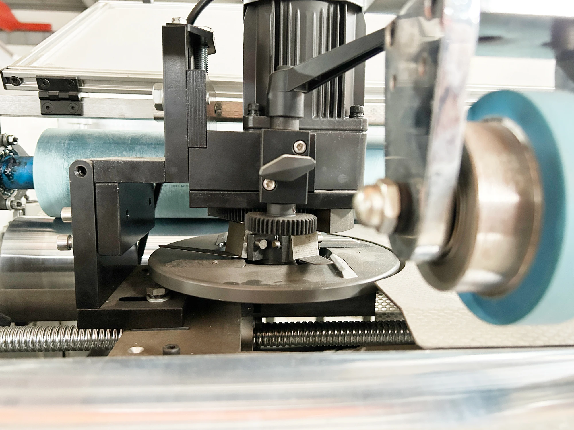 NFY-B1080*1850 Automatic printing paper Bopp thermal film laminate manufacturing machine