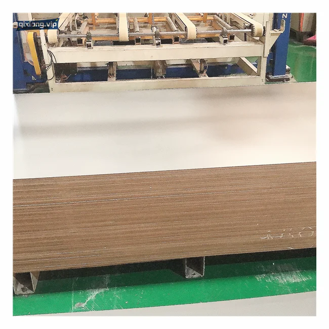 Лист Mdf QX-M16 дешевой цене 1220*2440 мм белый 2 мм 12 мм 15 мм 18 мм современный Крытый отель E1 прессованный древесный волокно более 5 лет