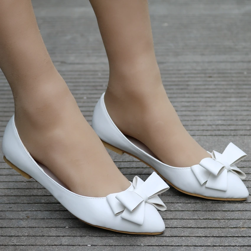 Crystal Queen Women Flat Elegant Fashion Women Ballet Shoes Bow Tie Pointed Toe Flats Lady Shiny Shoes Big Size