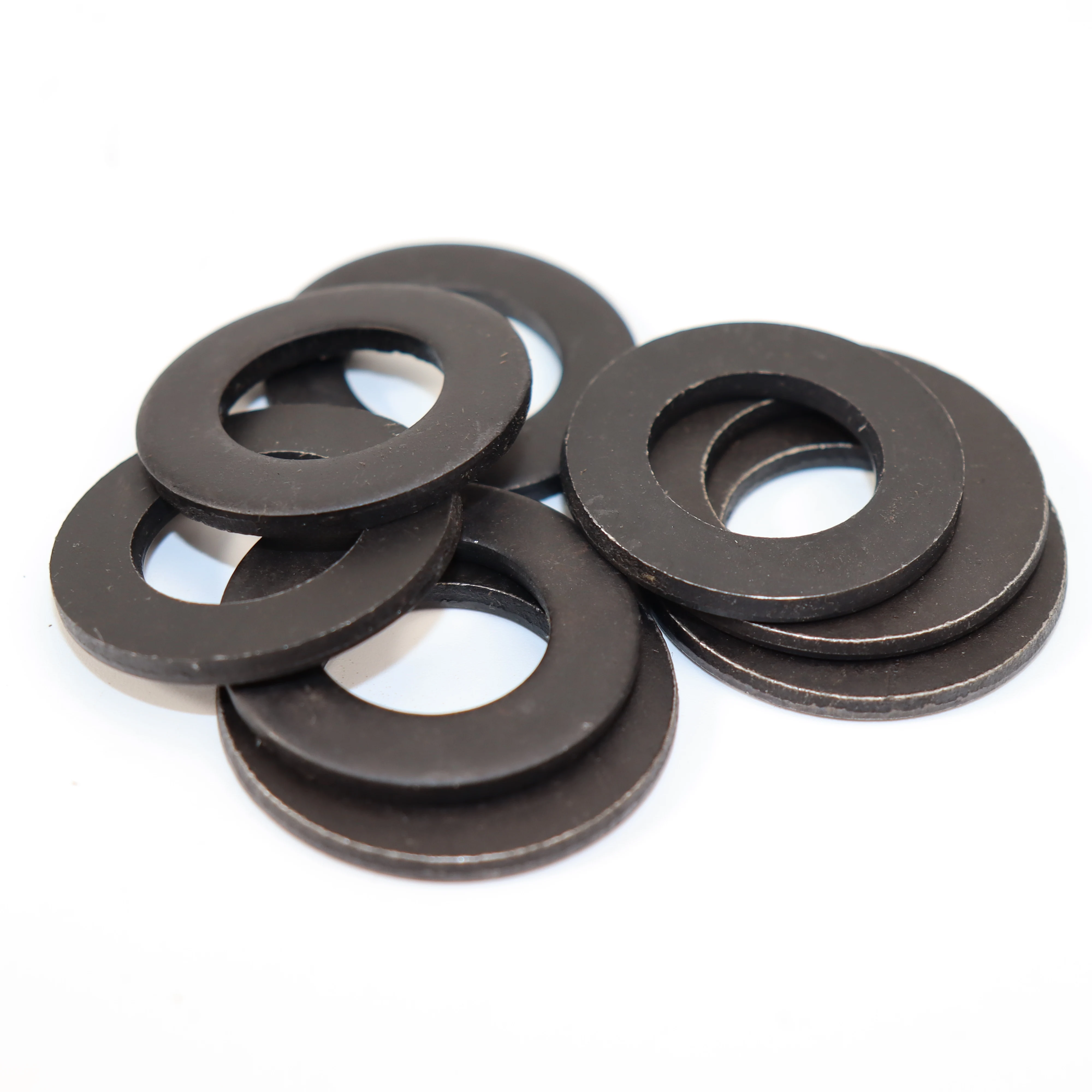 Hot selling grade 4.8 oxidized black washers flat plain washer for industry