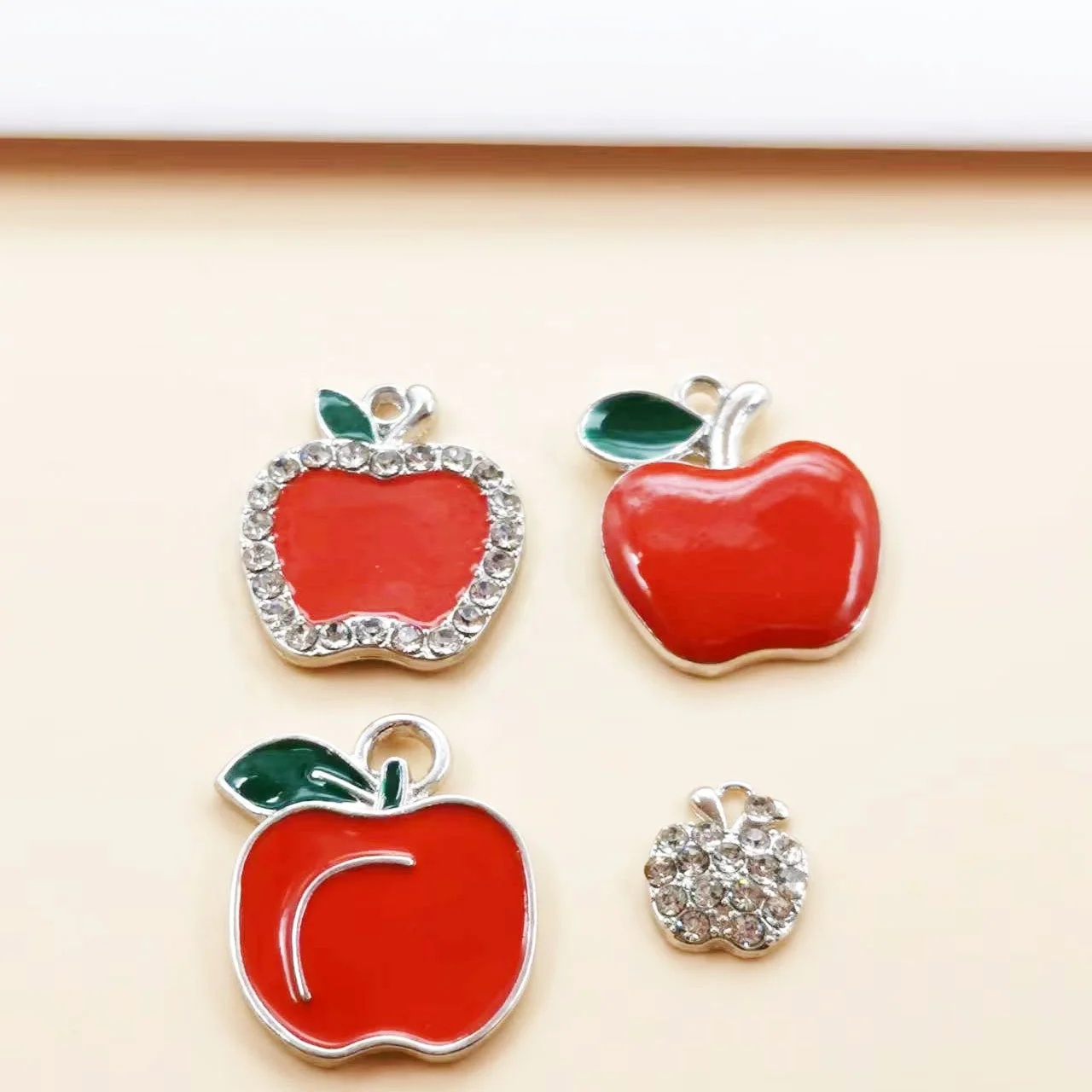 Fashion cartoon drop oil Christmas grinch alloy pendant for jewelry making necklace bracelet earring keychain cute charms gift