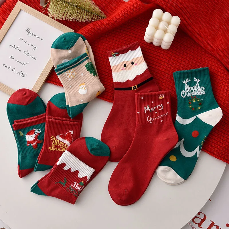 Wholesale Hot Sale 5 pack Cotton Women Christmas Socks Cheap Cute New design gift socks