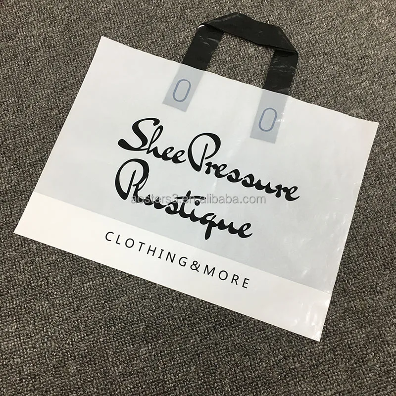 Wholesale clothing store bag hand carry gift bag clothes packaging plastic portable shopping bag