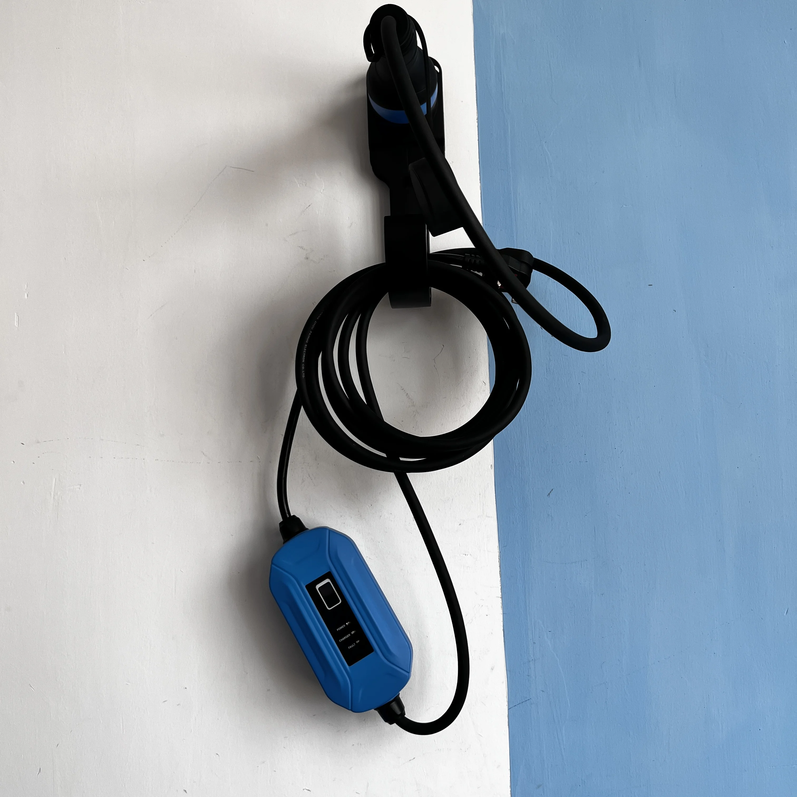 16A adjustable Electric vehicle mode 2 ev charger type 1 ev charging plug for sale