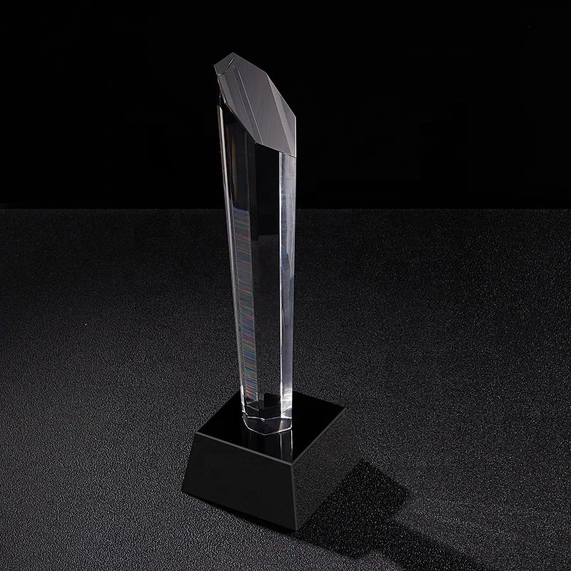 Classical And Unique Seven Sided Good Cutting Technology Beautiful Optical Glass Blank Crystal Trophy Award For Handgifts