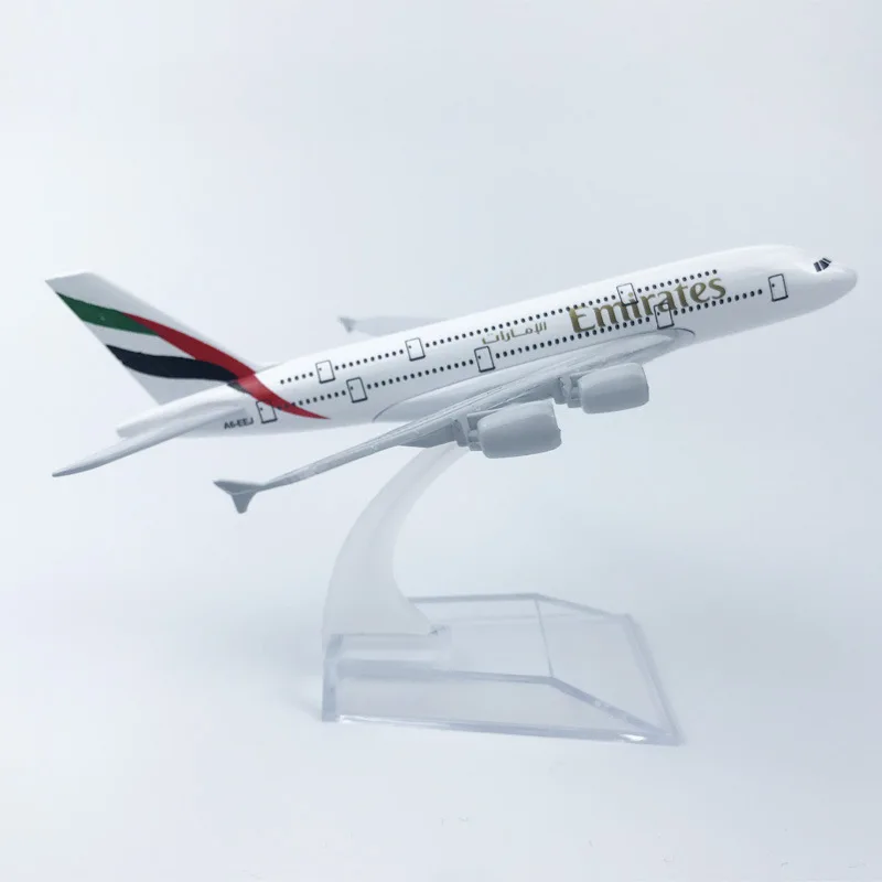 16cm 1/400 Scale Emirates Airlines Airbus A380 Plane Metal Alloy Airplane Model for Gift