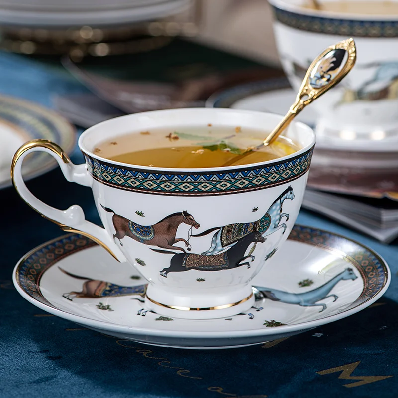 Bone China Coffee Cup Set Saucer Combination Luxury British Style Teatime Ceramic Flower Tea Cup Saucer For Hotel