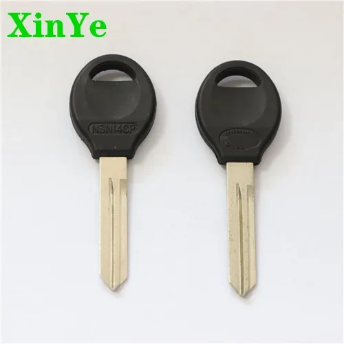 XinYe Hot Sale High Quality Custom Universal Car Key Blank With Plastic Handle