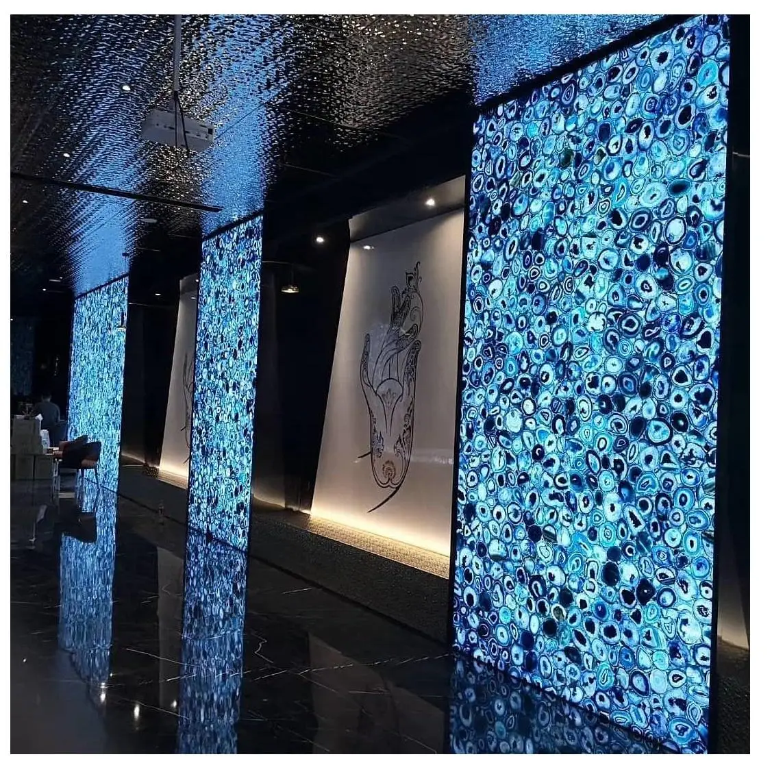 Home Decor Agate Stone Wall Tile Floor Panel Slab Price Luxury Customized Backlight Gemstones Blue Home Decoration Europe Music