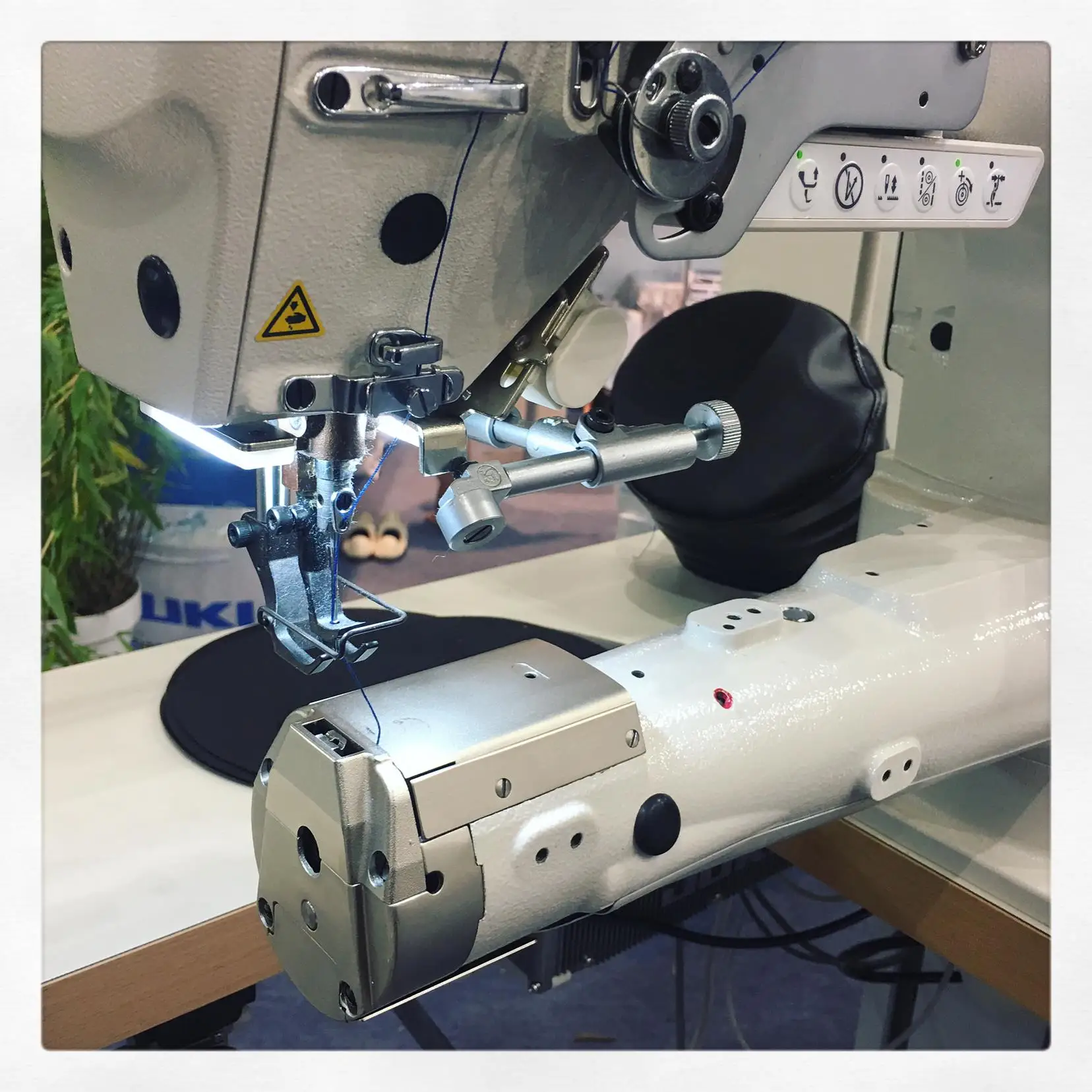 Japanese brand  Jukis LS-2342 series Cylinder Arm Walking Foot Machine - Expert efficiency and beautiful stitch quality