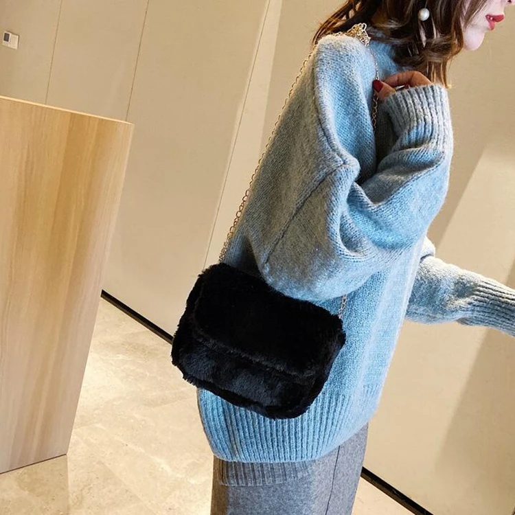 2020 Wholesale winter fluffy faux fur shoulder bags women fur tote handbags ladies winter purse handbags with chain