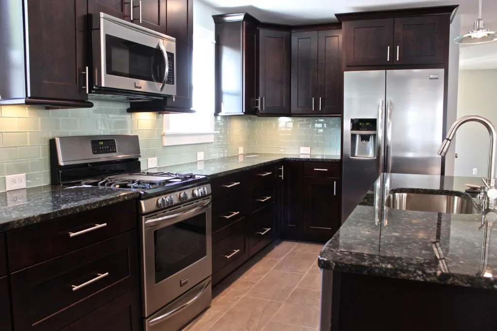 CBDMART Modern and Durable Kitchen Cabinets for Small Spaces with Flexible Storage Solutions