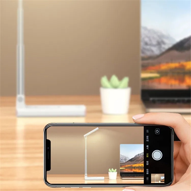 Modern desk light Foldable high quality 15W led desk lamp with wireless charger for iPhone 13