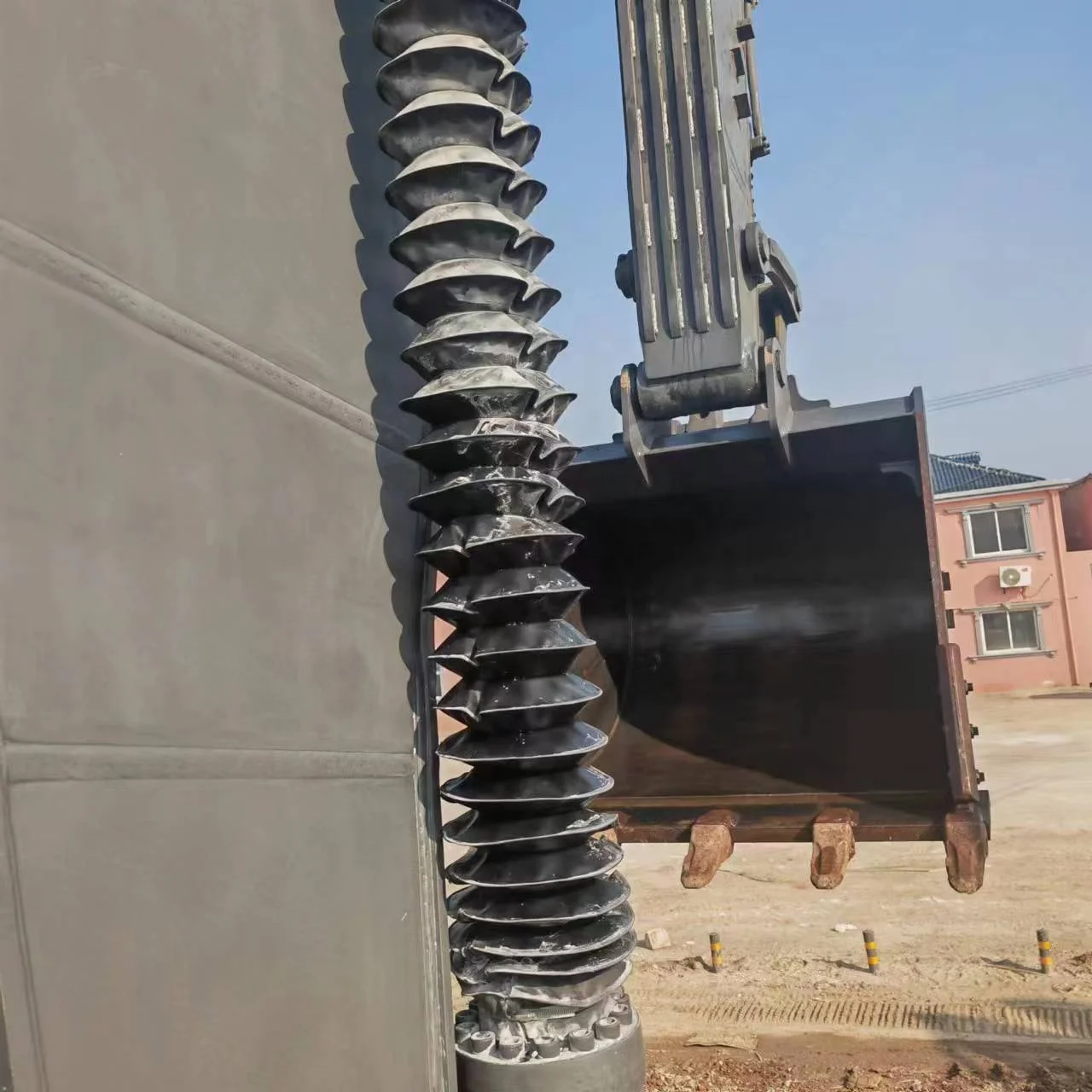 CN Supplier Contact Chat Now Compare Used Large Excavator Volvo EC480DL Mechanical Equipment Power Enough Efficient USA