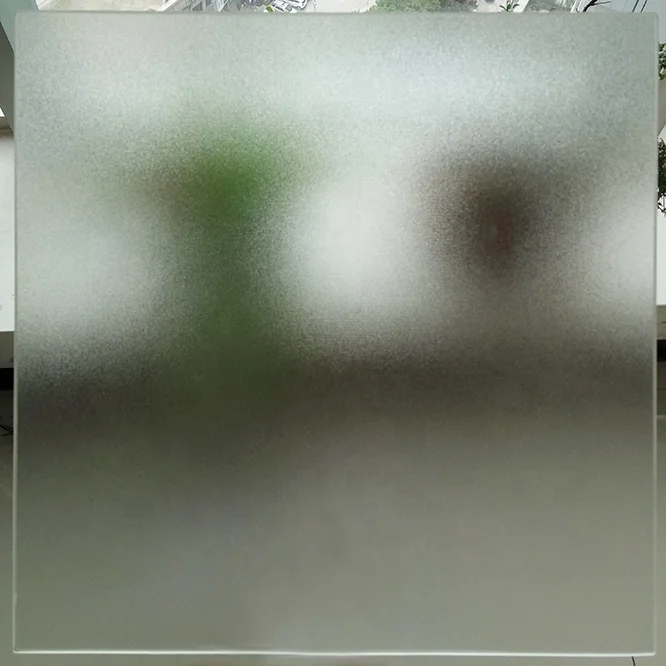 3.2mm Low Iron Glass High Transmittance Photovoltaic Ar Coated Solar Panel