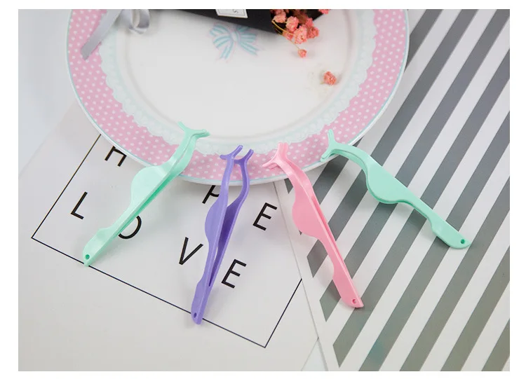 Eyelash tweezers plastic false eyelash clip auxiliary eyebrow clip on the graft tool make-up Professional Eyebrow Tweezer