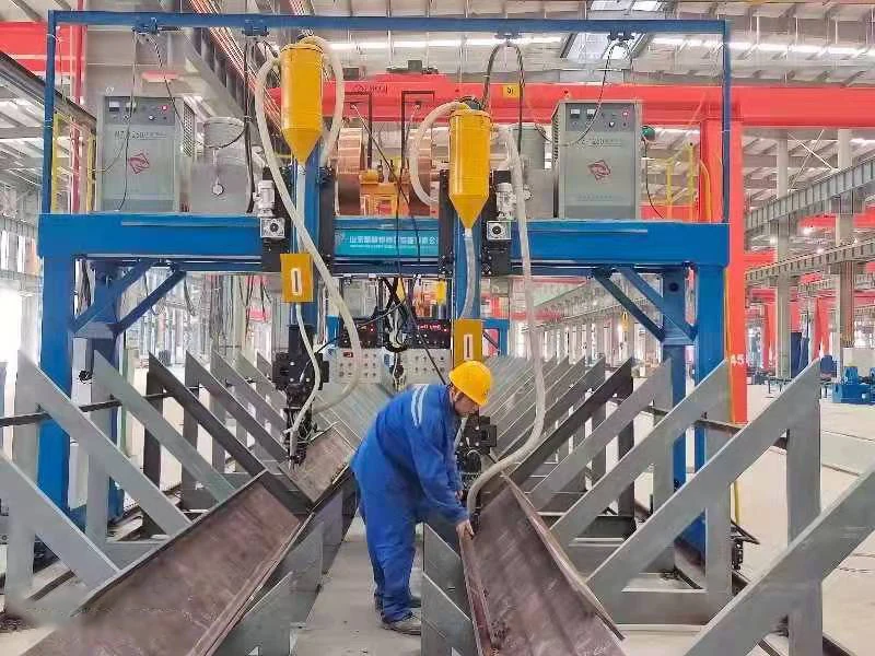 Высокая точность луч стальная сварочная машина производственная линия портального типа H сварочный аппарат для