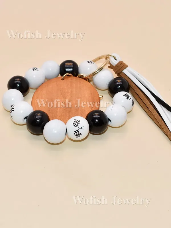 Factory Wholesale Wooden Keychain Black White Checkered Flag Pattern With Blank Engravable Disc Keychain Wristlet