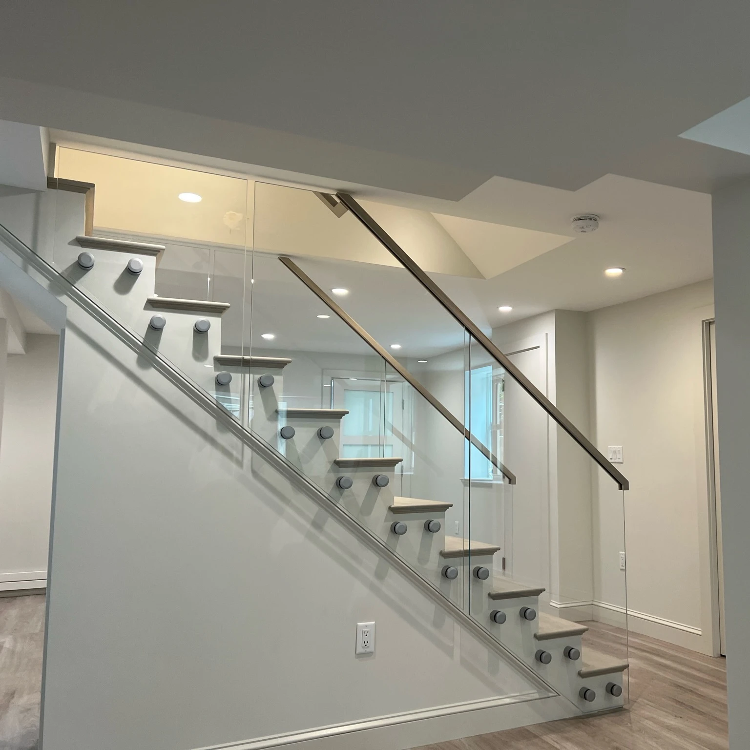 sus316 balcony stainless steel railing design with tempered glass / glass balustrade/glass railing