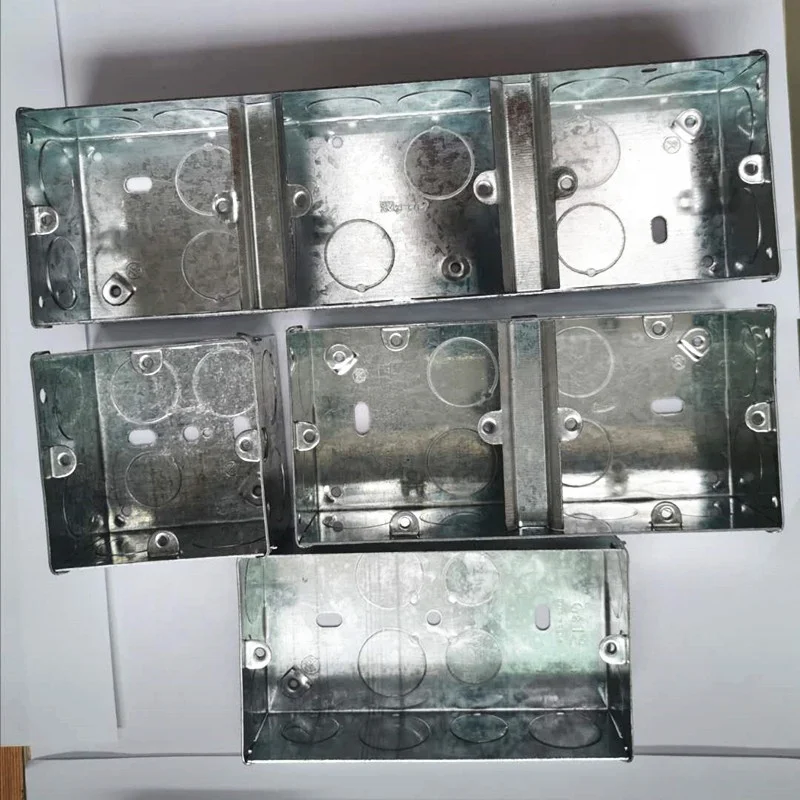 
70*70*35mm*0.6mm thickness 3*3 GI Box 1 Gang Switch Box 