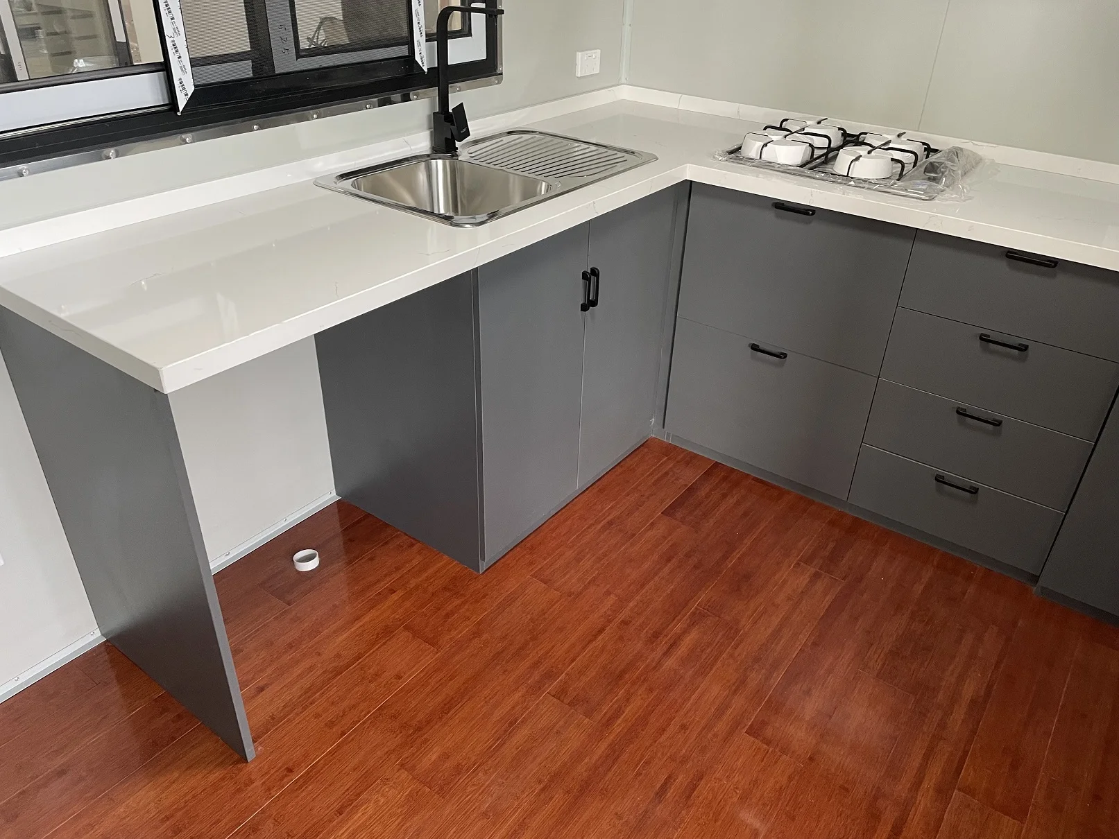 Hot Mobile Motorhomes house off road travel trailer Caravan Mobile Home Motorhome