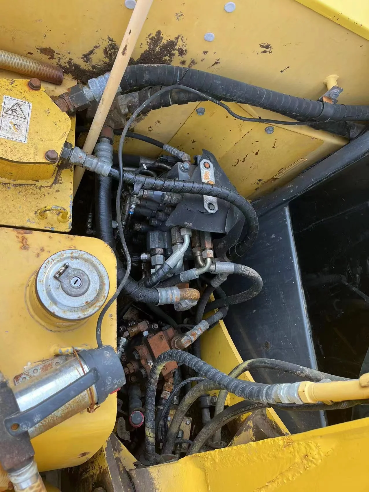 Used komatsu PC70-8 Deep Water Swamp Amphibious Dredger Mini Excavator for Hot Sale