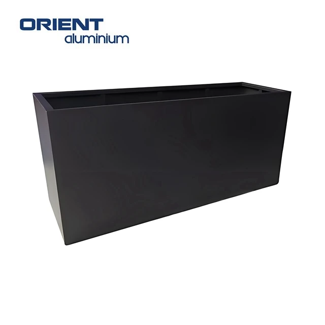 Outdoor garden flower pots & planters garden metal wheelbarrow planter