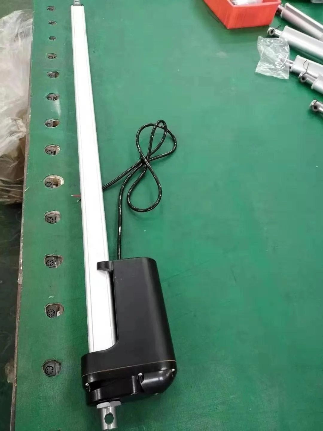  12000N 1200 кг тяжелые нагрузки IP66 водонепроницаемый двигатель постоянного тока с линейным приводом для багажник автомобиля