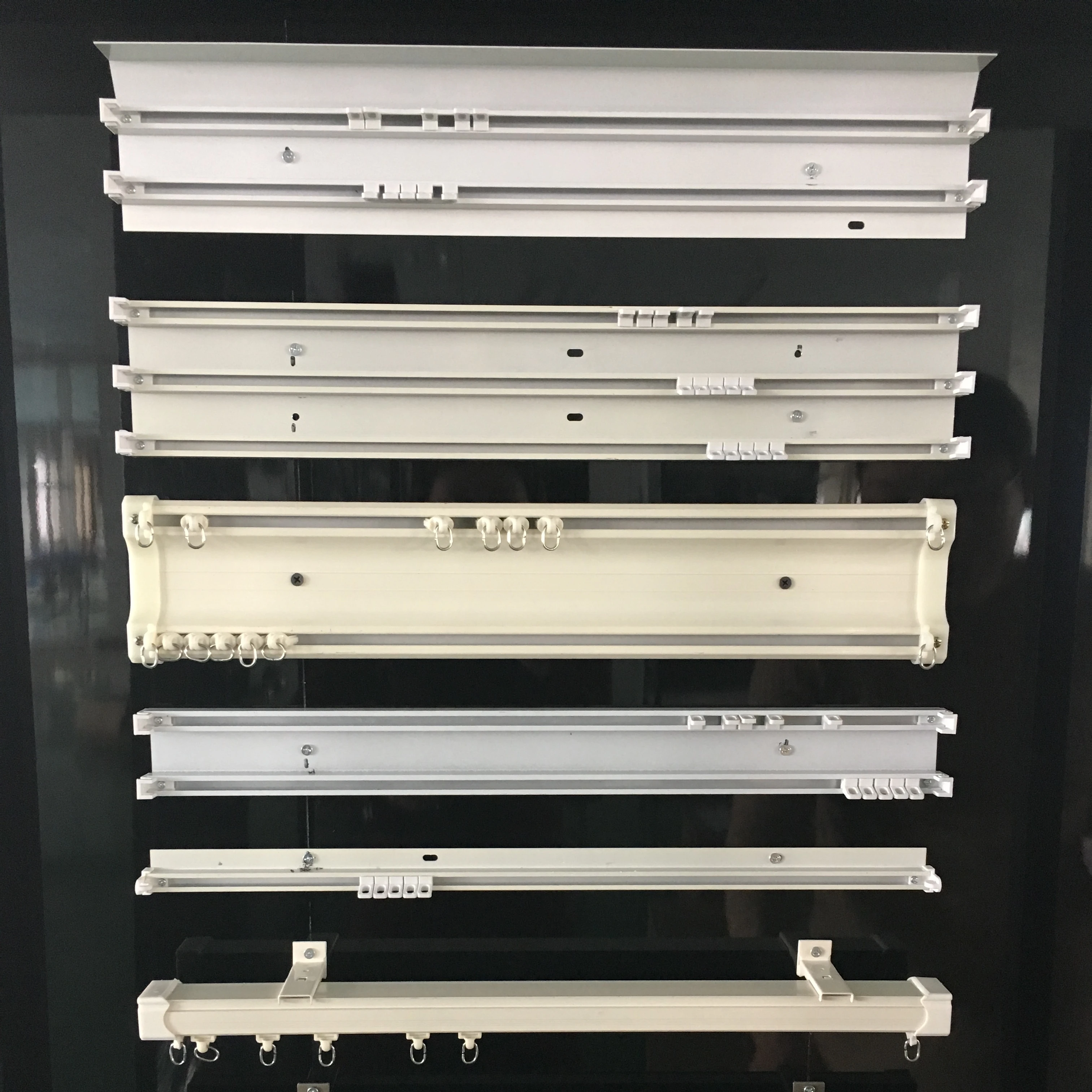 Оптовая цена, бесшумные двойные тройные алюминиевые направляющие и стержни для штор