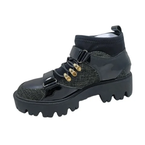 Модная и удобная кожаная женская спортивная обувь