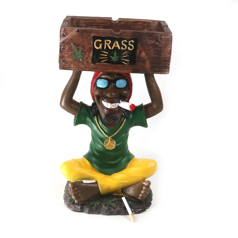 Cross-border hot sale creative character shape large ashtray smoking accessories for household