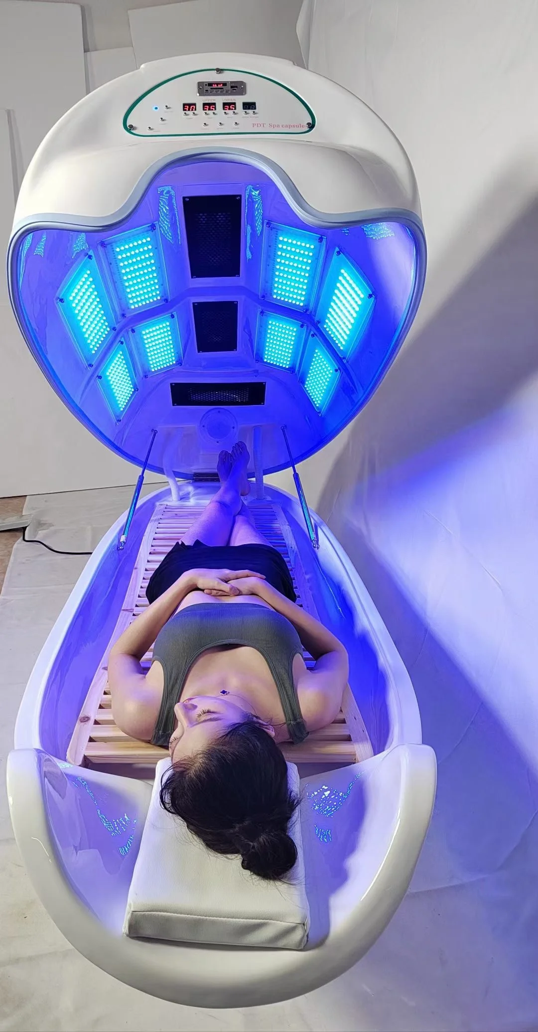 Spa Wellness Health Center Full Body LED Light Therapy Far Infrared Ozone Sauna Spa Capsule  Pod