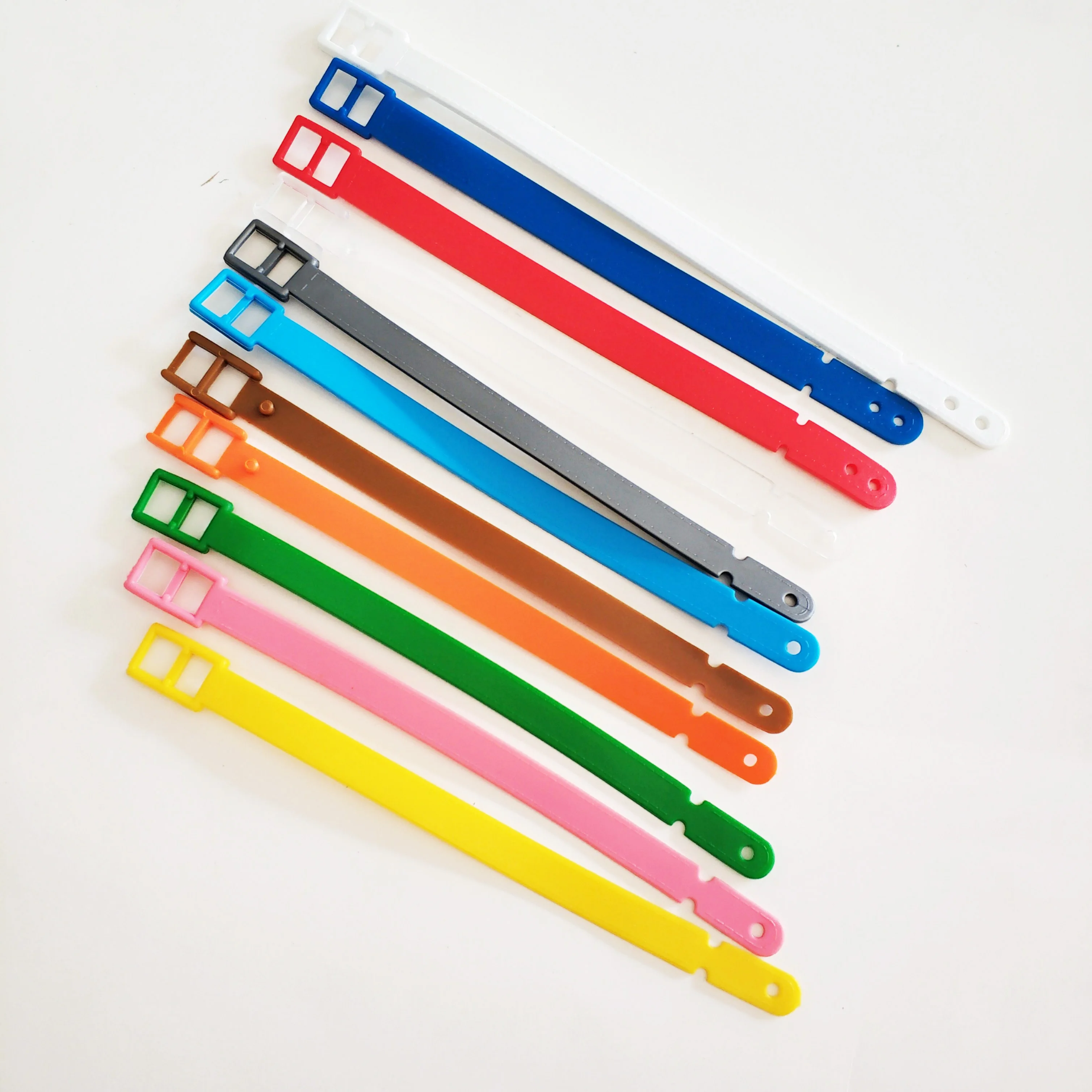 factory No charge plastic pvc colorful luggage label tag loop strap customized logo design