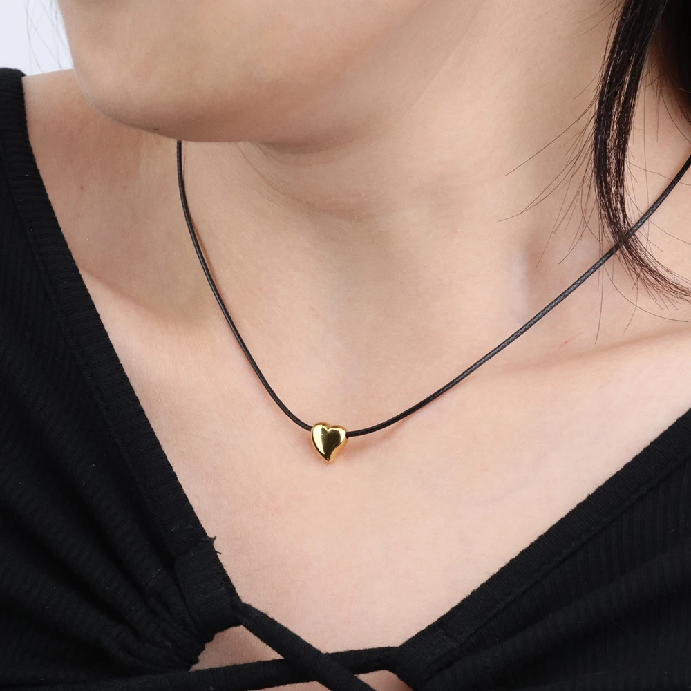 Chris April PVD gold plated 316L stainless steel hand crafting wax rope hollow heart charm chain necklace