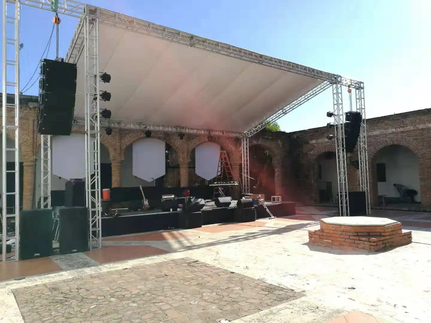 Событий сценическая стропильной системы алюминиевая ферменная конструкция этапа Малая сцена для крепежа осветительных