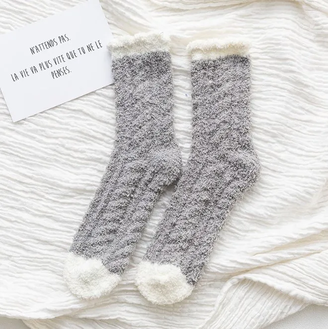 fluffy socks for winter tiktok hot sale crew warm cozy custom logo ladies sleep  fuzzy socks wholesale