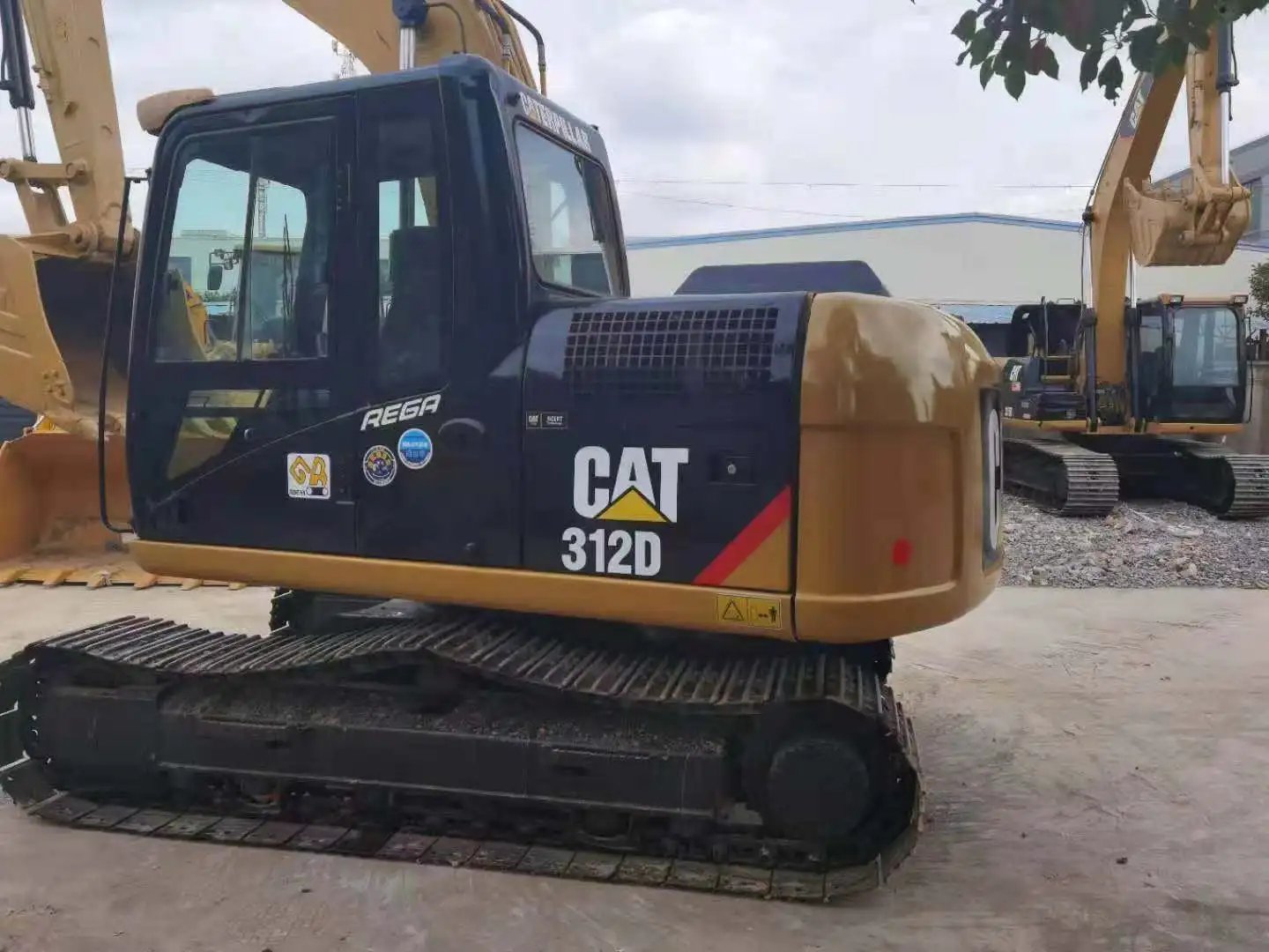 Б/у строительное оборудование импортированные из Японии экскаваторы CAT 312B 312C 312D