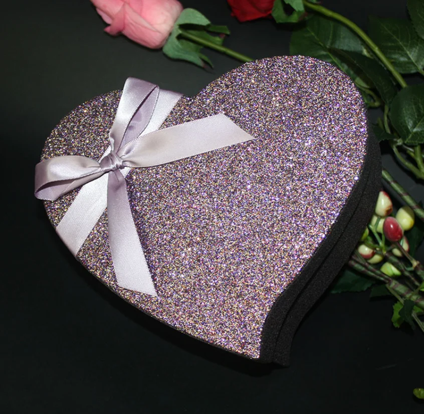 
Customized Creative Cardboard Hardcover Glitter Chocolate Paper Container Heart Shaped Gift Packaging Boxes 