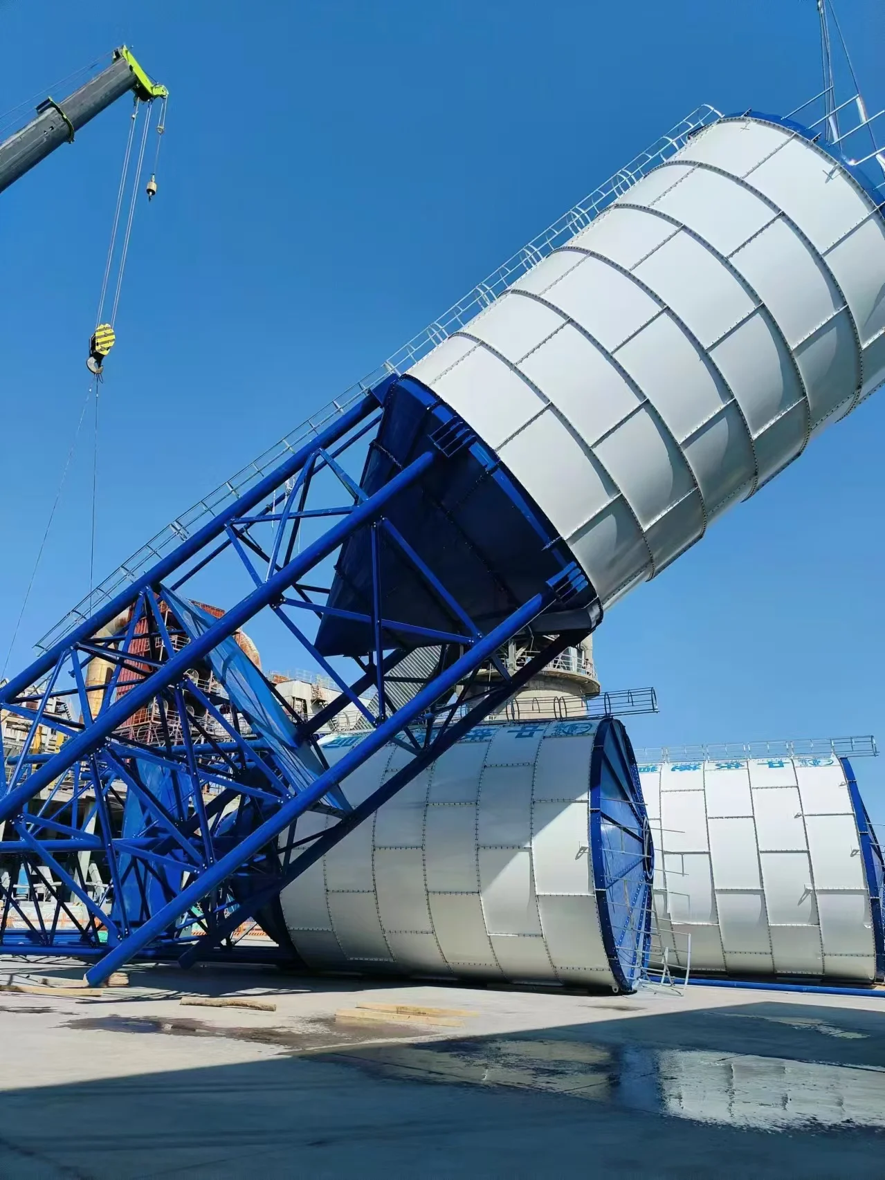 100 m3/h CAPACITY MOBILE CONCRETE BATCHING PLANT HIGH QUALITY READY FOR DELIVERY IN STOCK