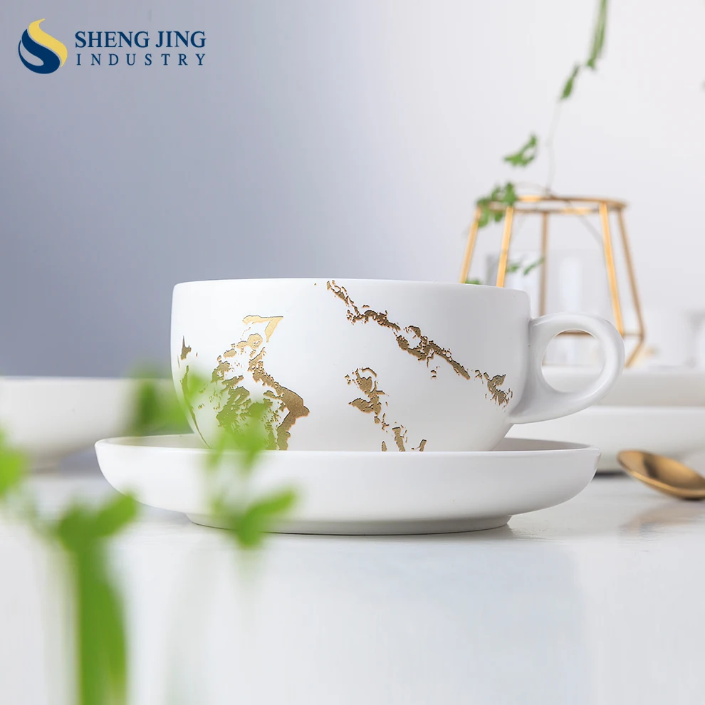 High Quality Ceramic Matte White And Black Porcelain Dinnerware Set Round Marble Gold Plate Bowl For Weddings Hotels Restaurant