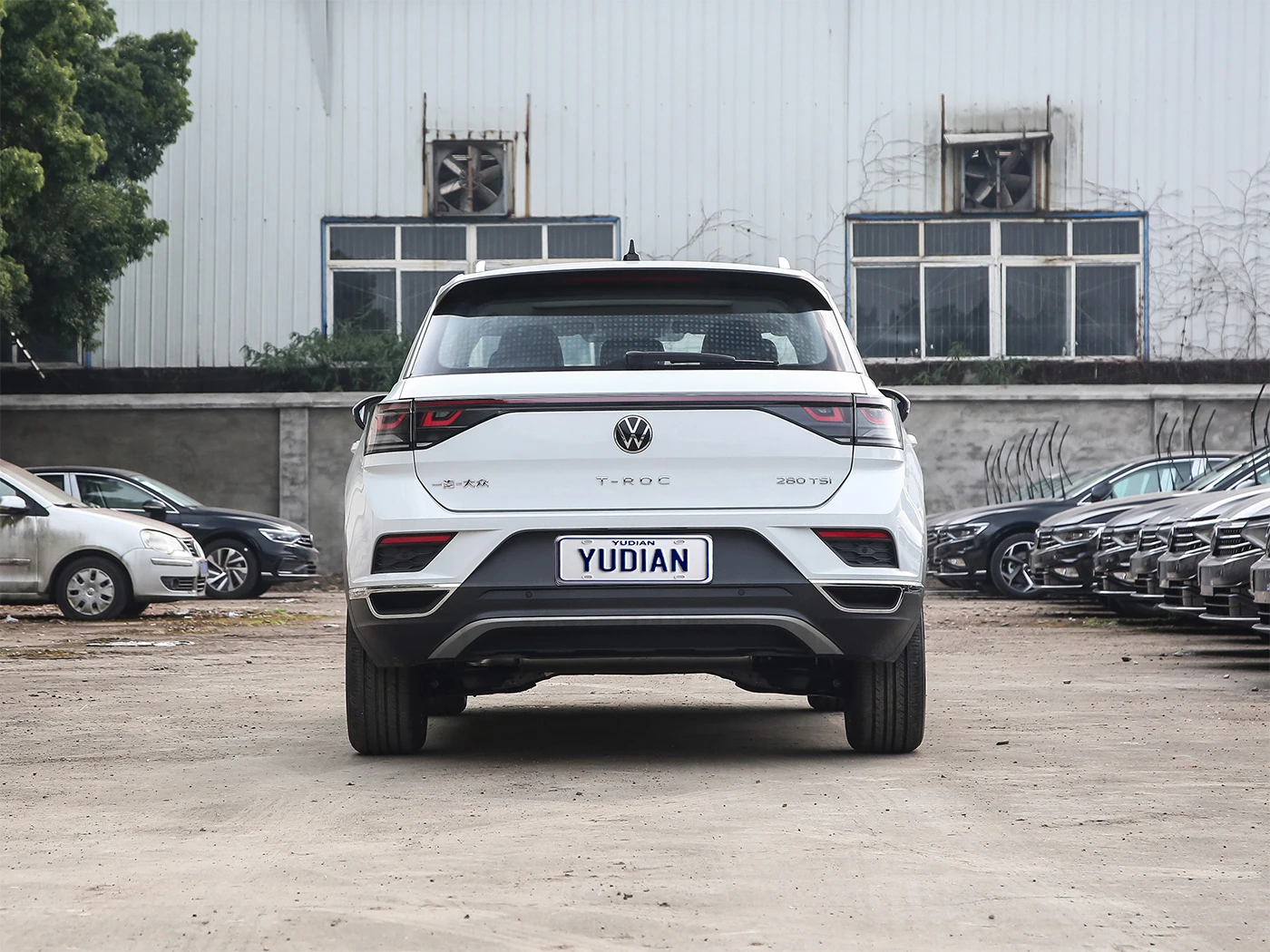 2024 2023 Автоматический Автомобиль blau 1.5l 160 300 tsi starlight vw t roc