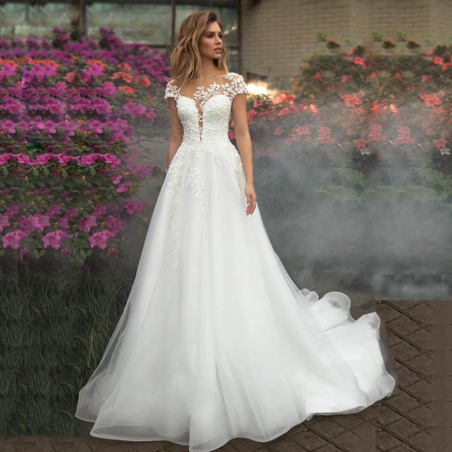 FA198 Elegant Wedding Dress Short Sleeves Scoop Neck Wedding Gowns Tulle Applique White Bride Dress Vestido De Noiva Sweep Train