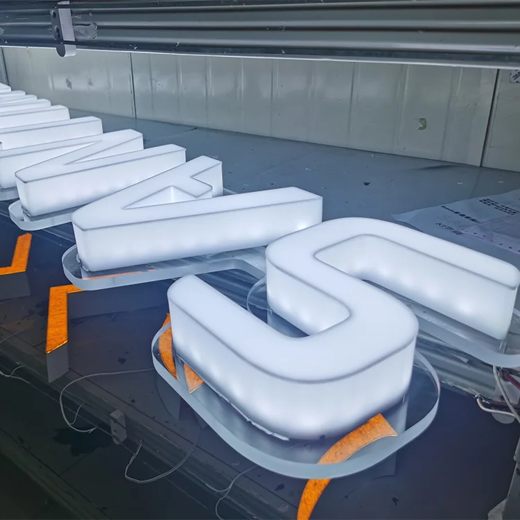 Акриловая поверхность с подсветкой символы каналов знак 3D окрашенные офисные буквы логотип со