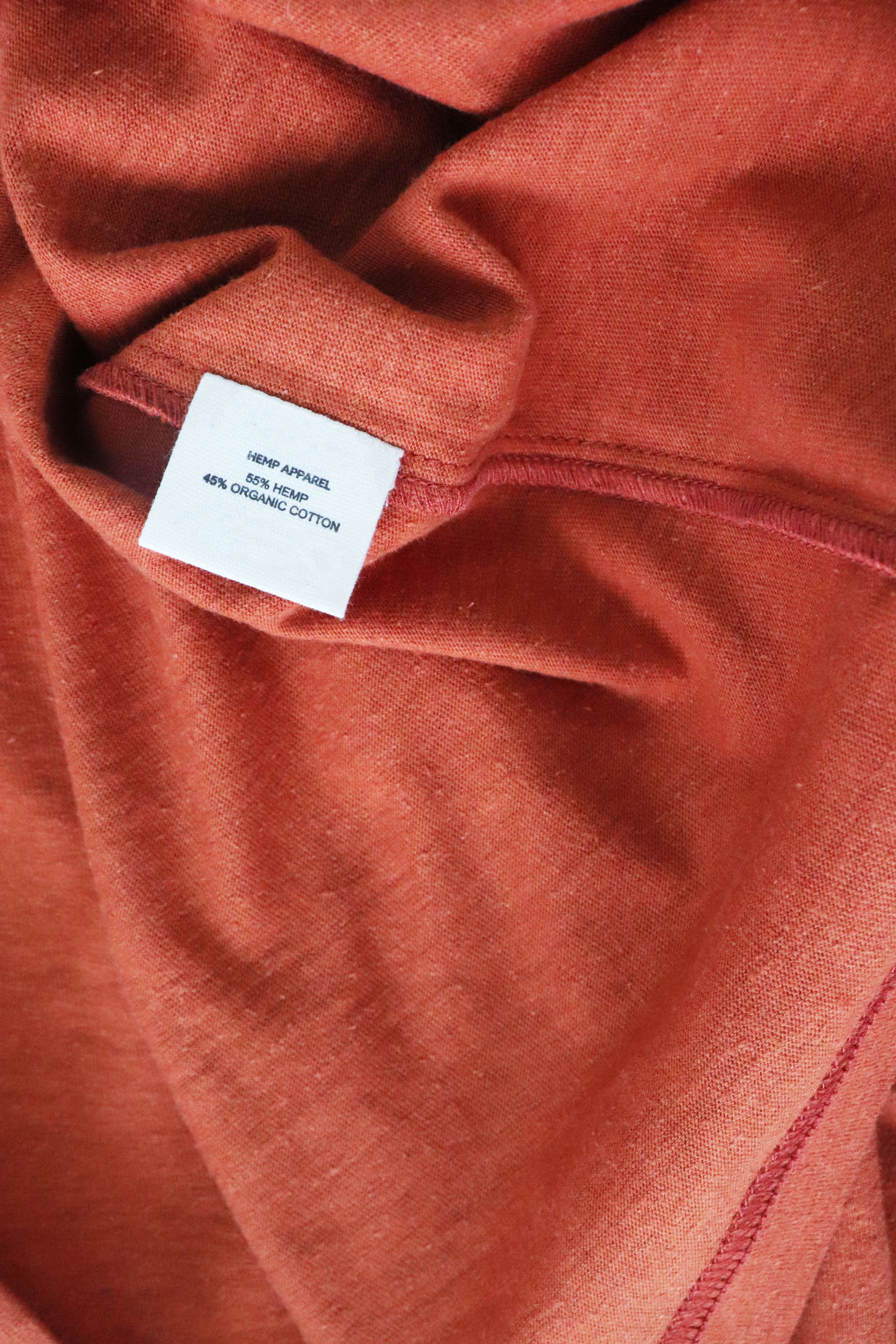 Изготовленный На Заказ 55% конопли 45% органический хлопок 230gsm пустой простой футболка с О-образным вырезом длинным рукавом глубоким широким тиснением ткань из конопляного волокна мужские футболки