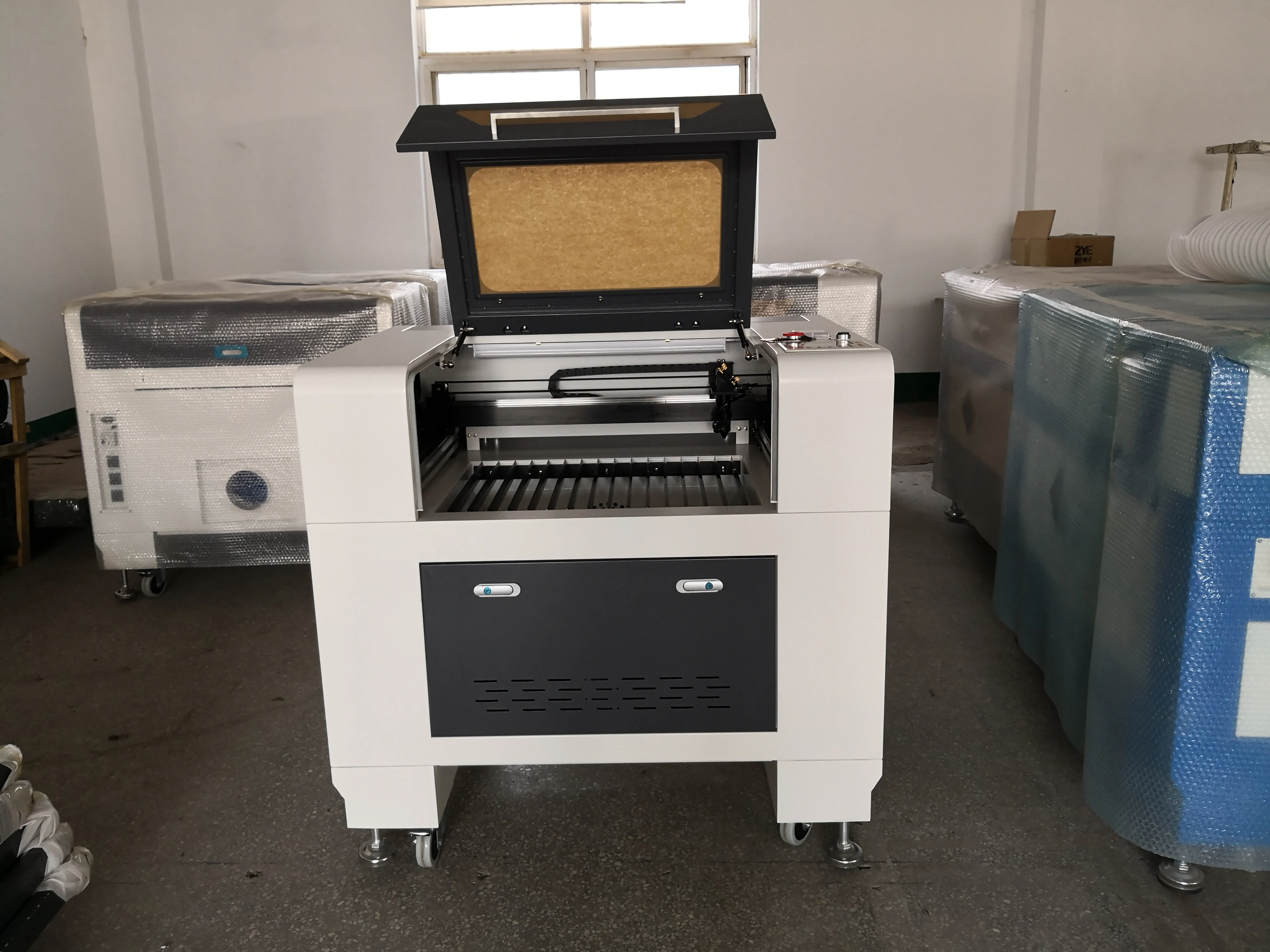 6090 CO2 Acrylic Laser Engraver Wood Laser Cutting Machine