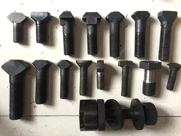 High quality T-shaped bolts high-strength bolts and nuts, grade 8.8 galvanized bolts and nuts, hexagonal bolts
