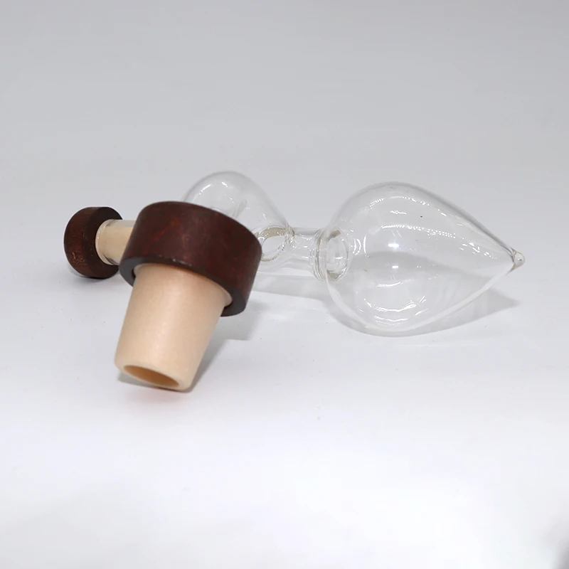 Red Wine Pourer Transparent Premium Clear Handmade Glass Decanter Bottle Custom Gifts Wine Whiskey Airarator Decanter Aerator