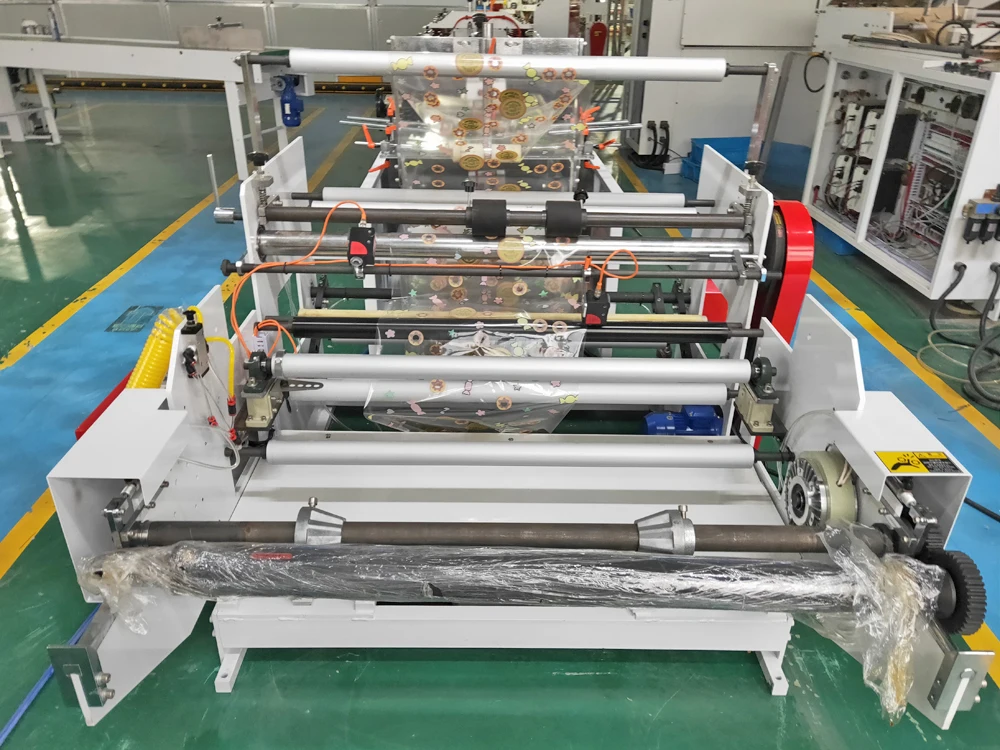
Automatic laminated T sealing central sealing side gussets pouch bag making machine food packaging laminated bag making machine 