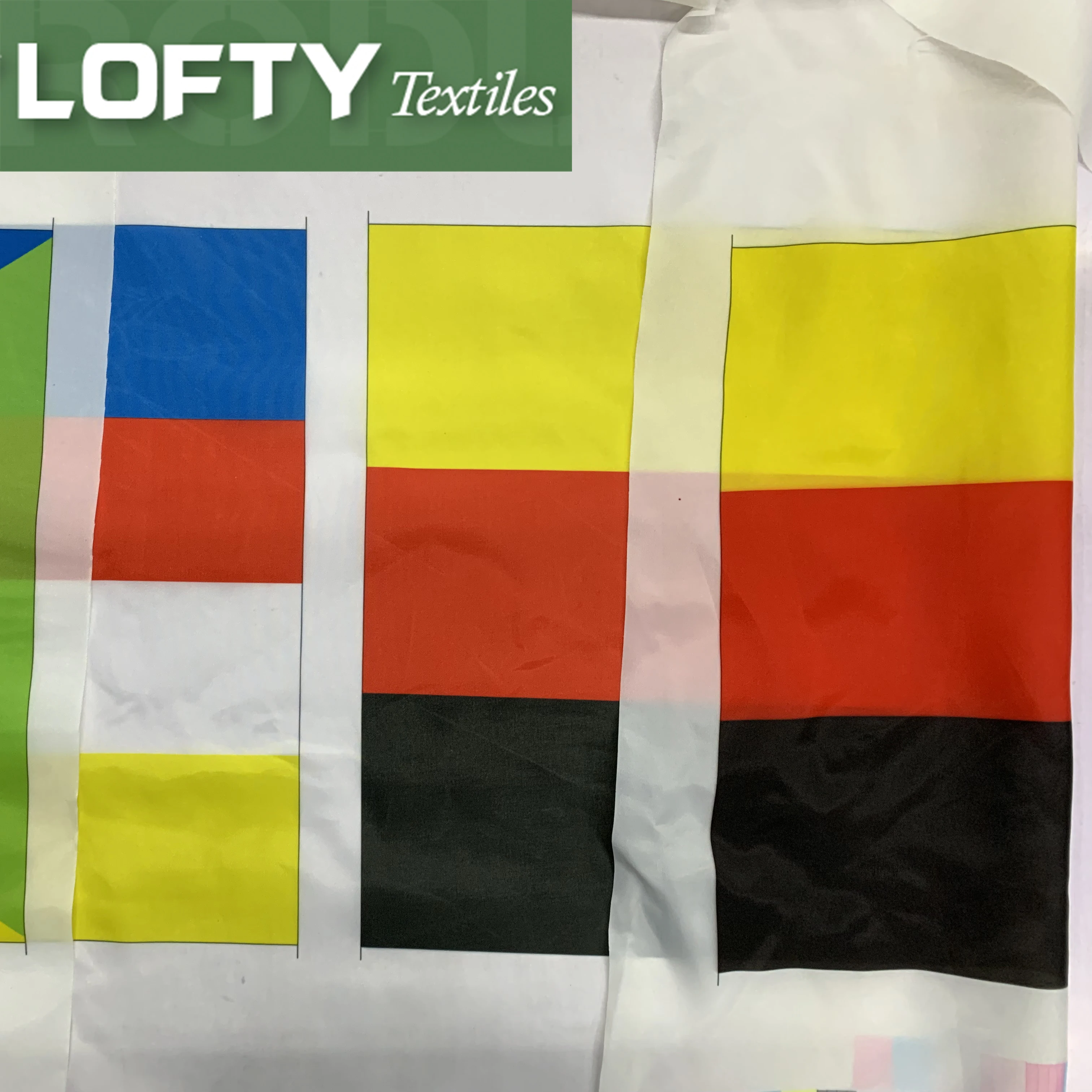 98% хорошее проникновение 60gsm легкий полиэстер флаг ткань для флагов страны