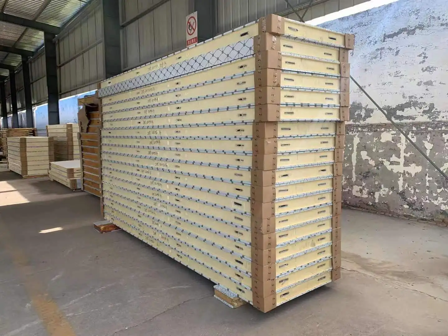 75mm-150mm sandwich panels for the big sizes cold storage room panels for the mushroom growing